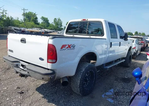 2004 Ford F350 Srw Super Duty z USA, uszkodzony, nr VIN 1FTSW31P84ED97132
